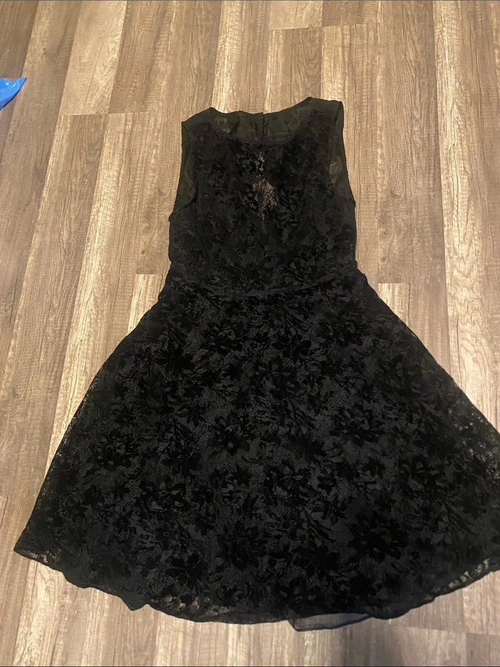 Alice + Olivia Black Lace Backless Fit-and-Flare Dress